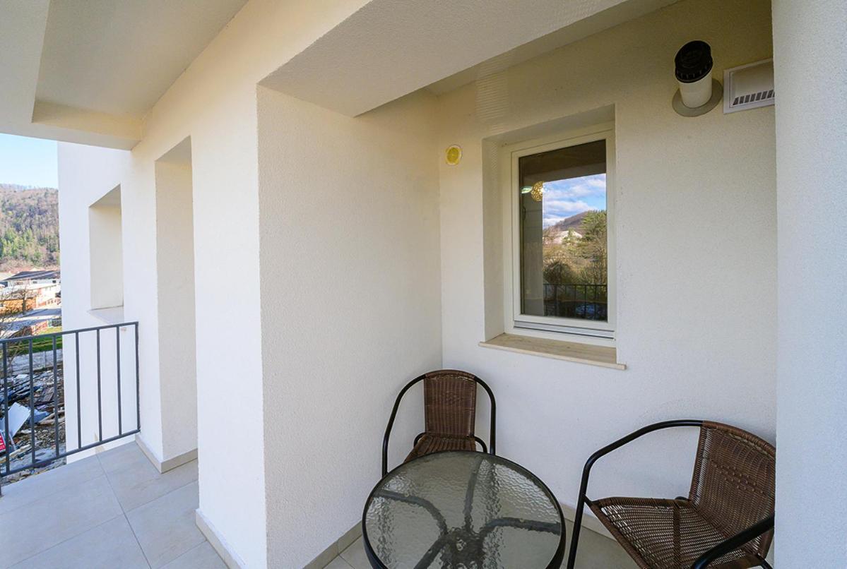 Apartament Laur Gura Humorului Zewnętrze zdjęcie