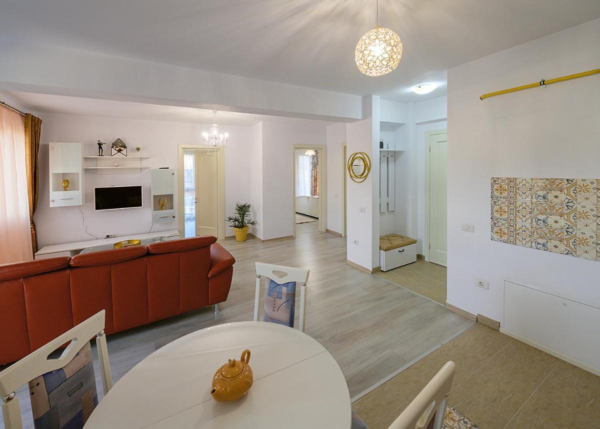 Apartament Laur Gura Humorului Zewnętrze zdjęcie