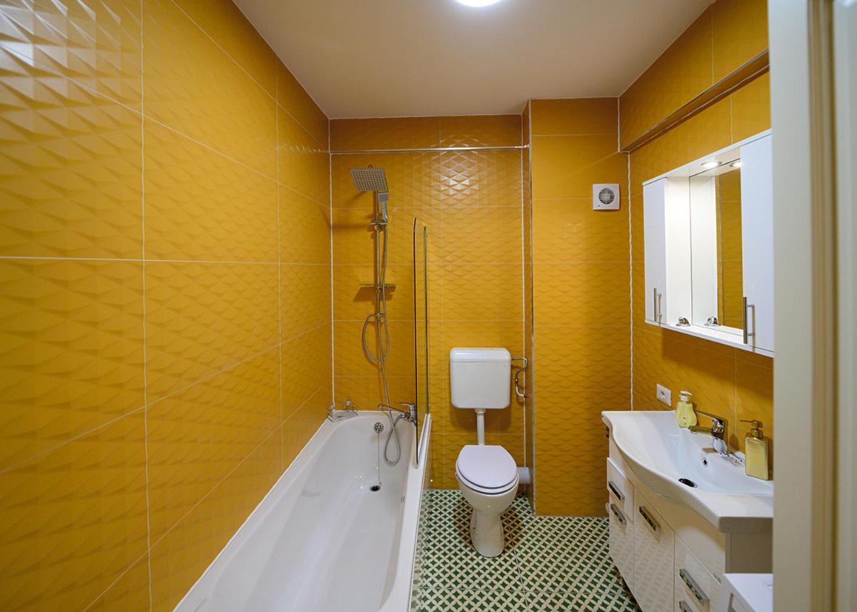 Apartament Laur Gura Humorului Zewnętrze zdjęcie